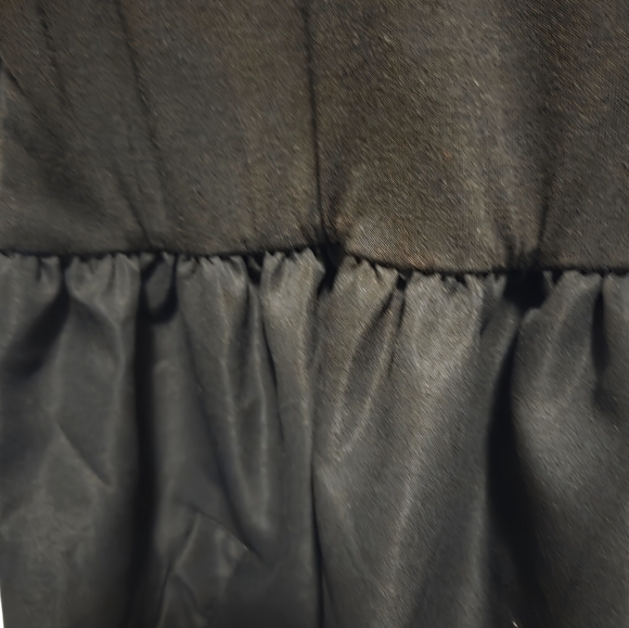 Black Sleeveless Dress - Picture 5 of 5